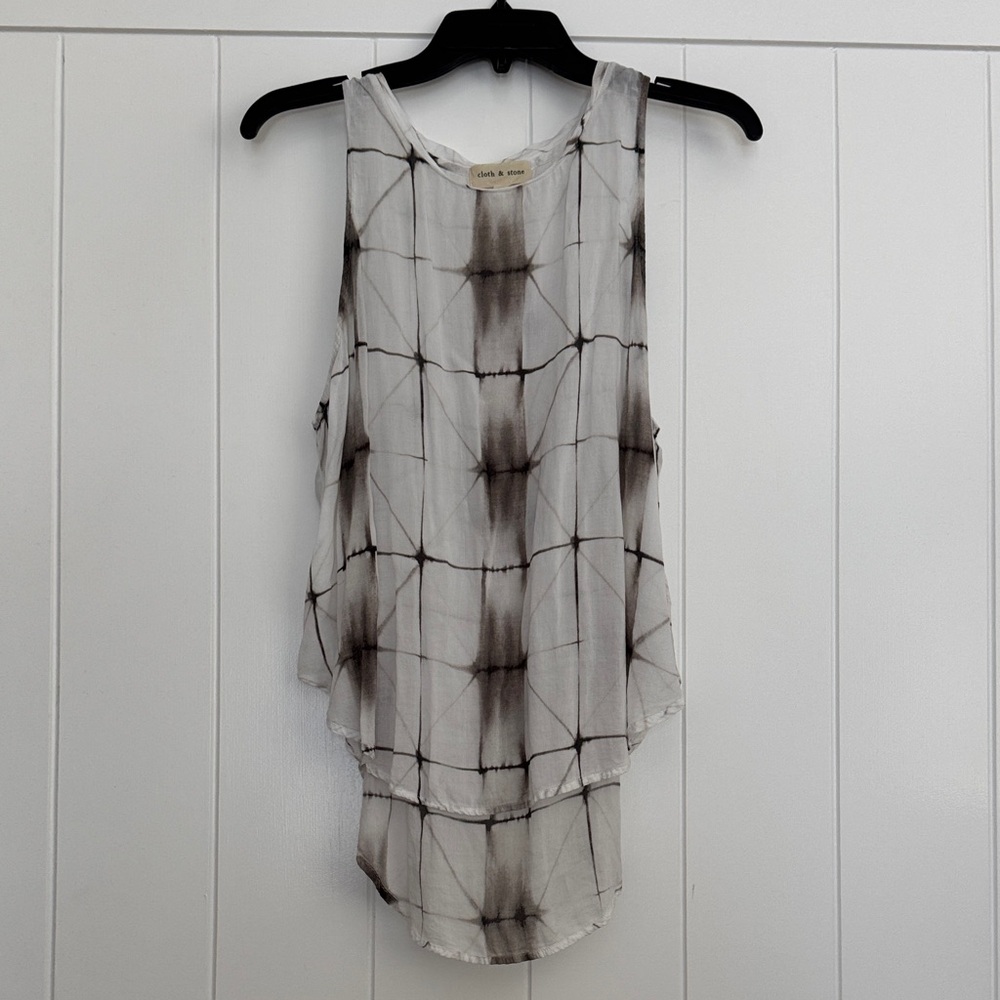 Cloth & Stone Black and White Batik tie dye Patterned Tank Top